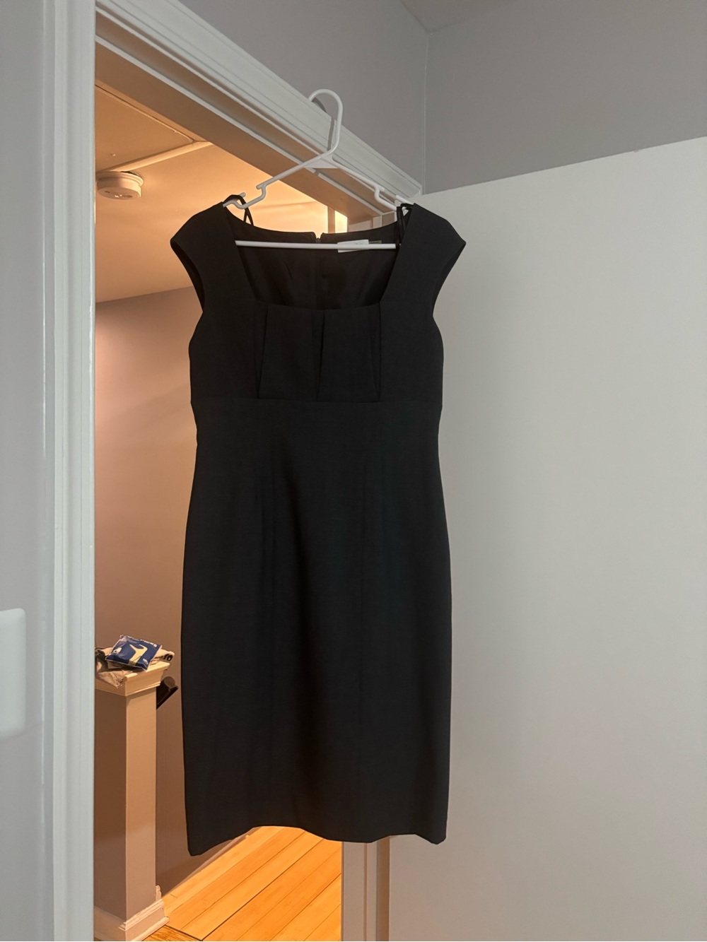 Classic gray Cap-Sleeve Sheath Dress
